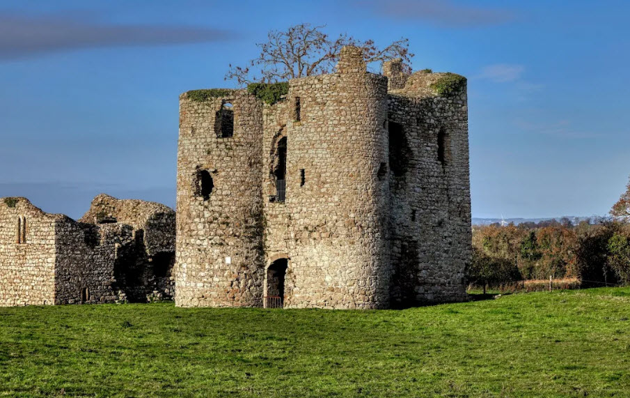 Ballyloughan Castle, Ireland